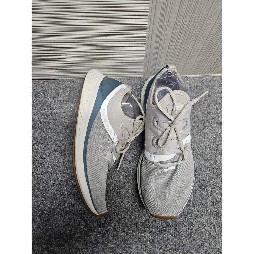 New Balance Fresh Foam Lazr V1 Men Athletic Shoe 9D Gray Knit‎ Lace Up Sneaker